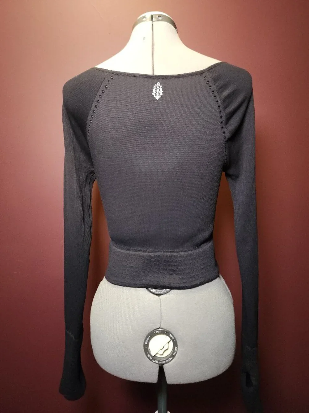 Free People Movement Black Crop Top - Cut It Out Long-Sleeve - M